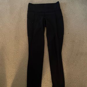 Black Lululemon leggings